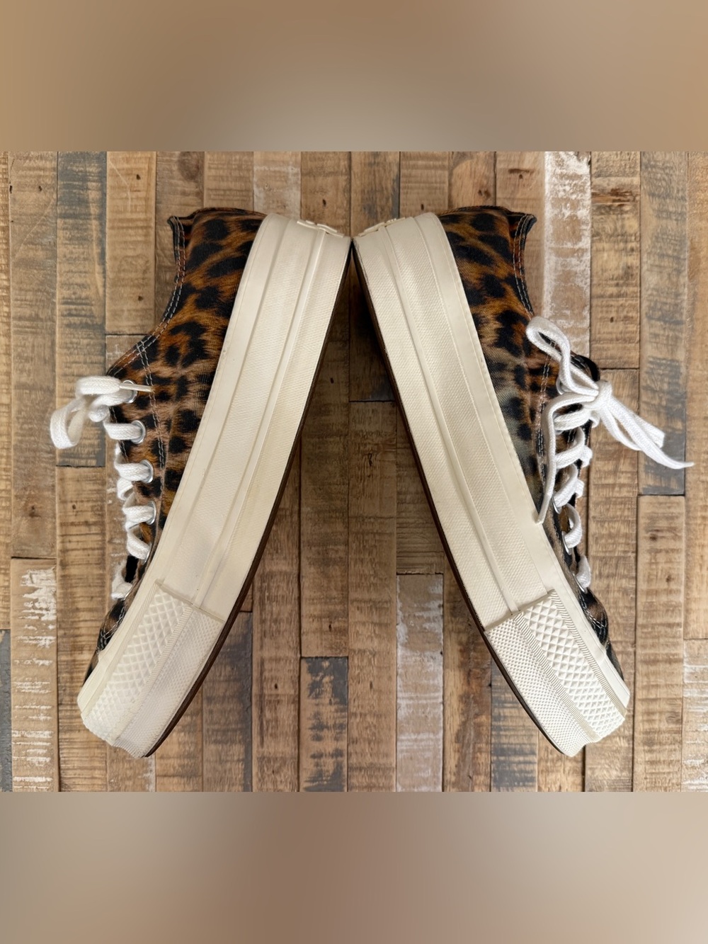 Converse Womens Leopard-Print Platform Low-Top Sneakers in Brown and Black - Picture 3 of 9